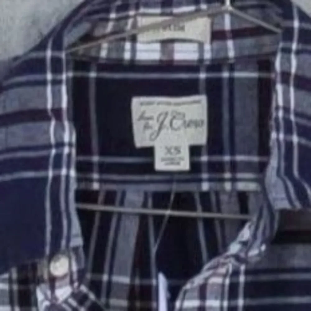 J.CREW Plaid Flannel Long Sleeve Button Down Shirt Navy Burgundy Size XS